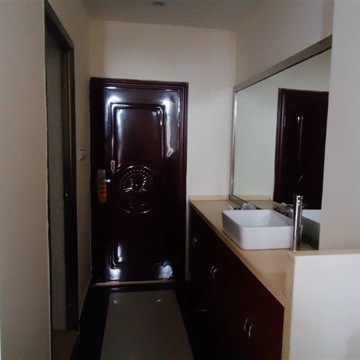 桂林新宇賓館三人標(biāo)準(zhǔn)間 旅行社批發(fā)團(tuán)購優(yōu)選，盡享桂林山水風(fēng)情